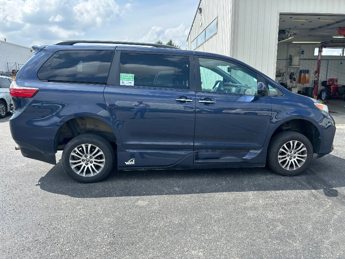 2020 TOYOTA SIENNA - Image 12