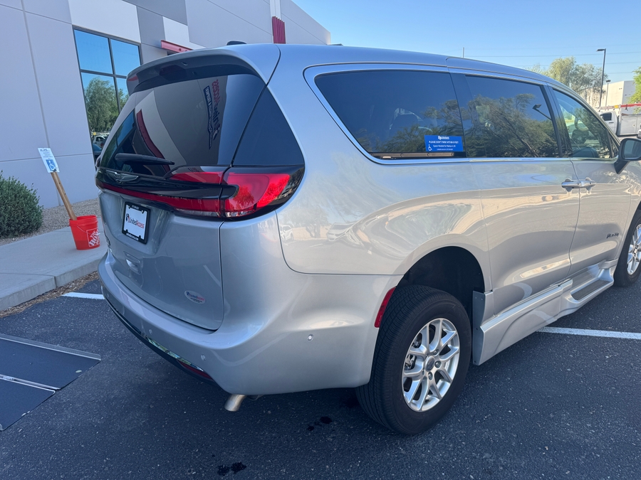 Used 2023 Chrysler Pacifica Touring L - BraunAbility Side Entry Fold Out Automatic Ramp