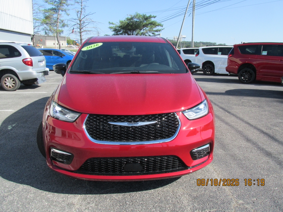 Red Chrysler Pacifica image number 1