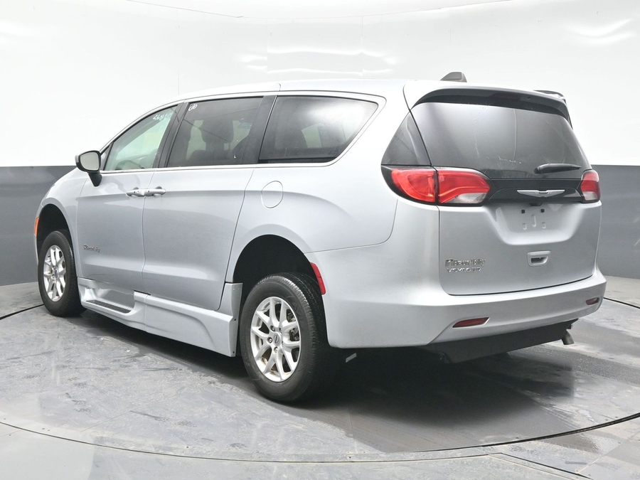 Used 2023 Chrysler Voyager LX - BraunAbility Side Entry Entry In Floor Automatic Ramp