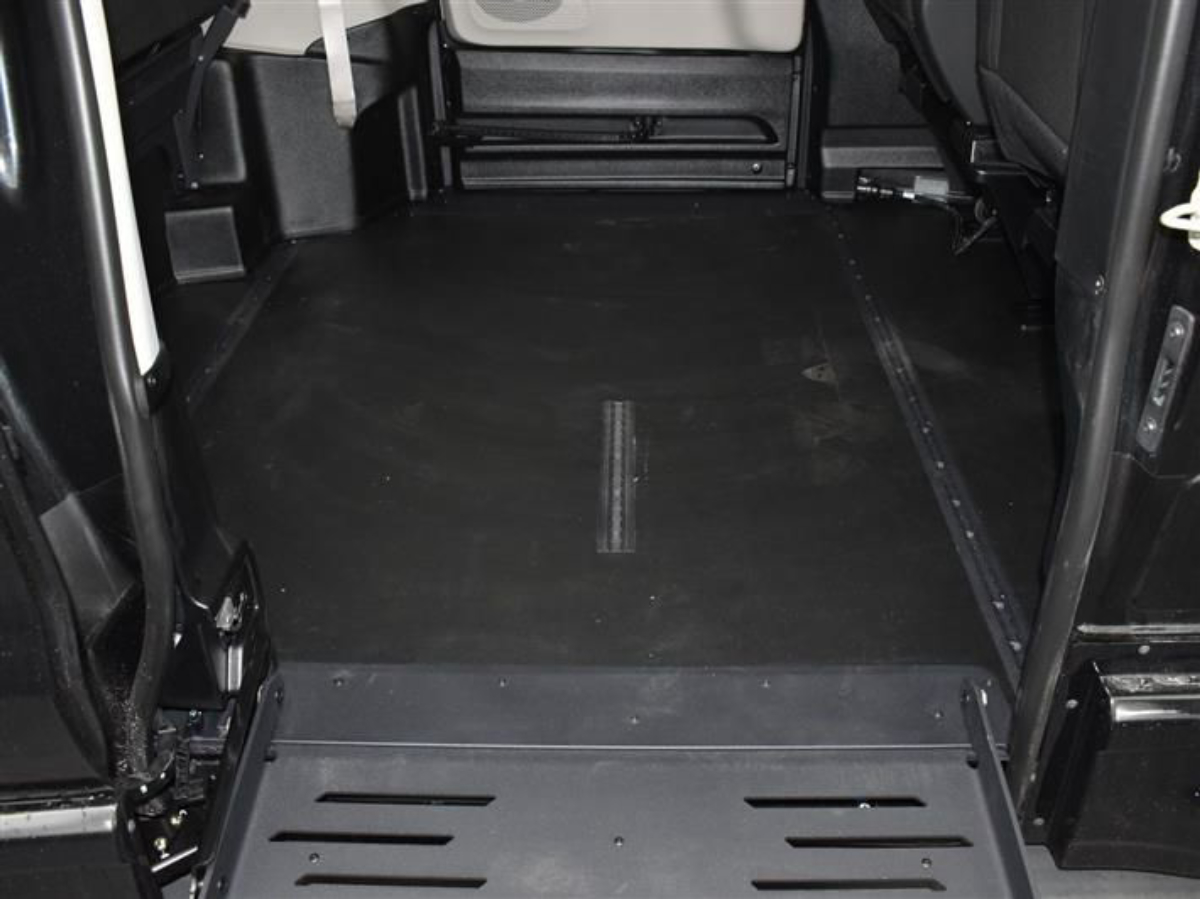 2023 CHRYSLER VOYAGER - Image 10