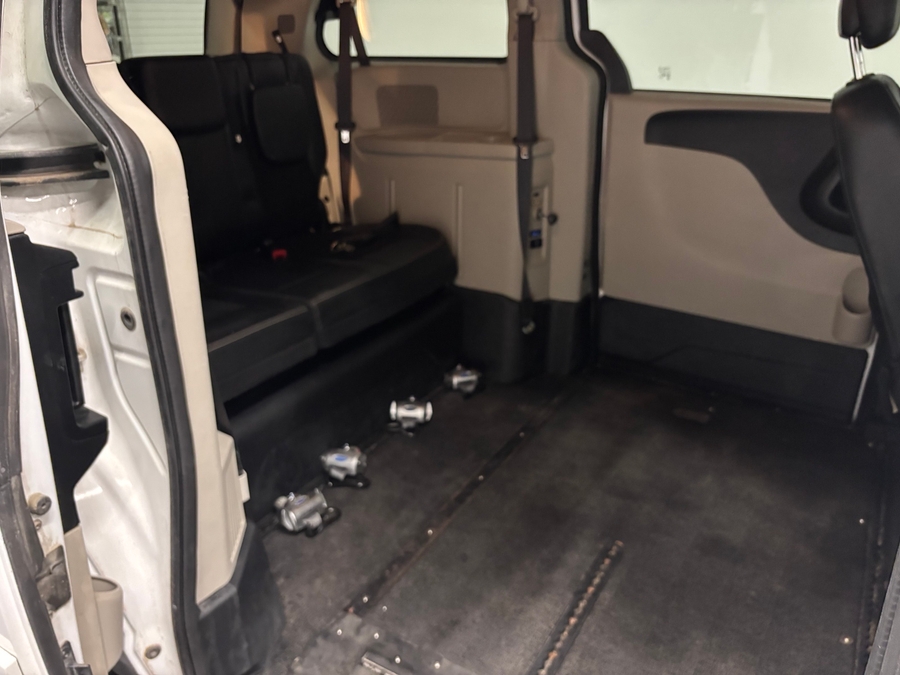 Used 2017 Dodge Grand Caravan SXT - VMI Side Entry In Floor Automatic Ramp