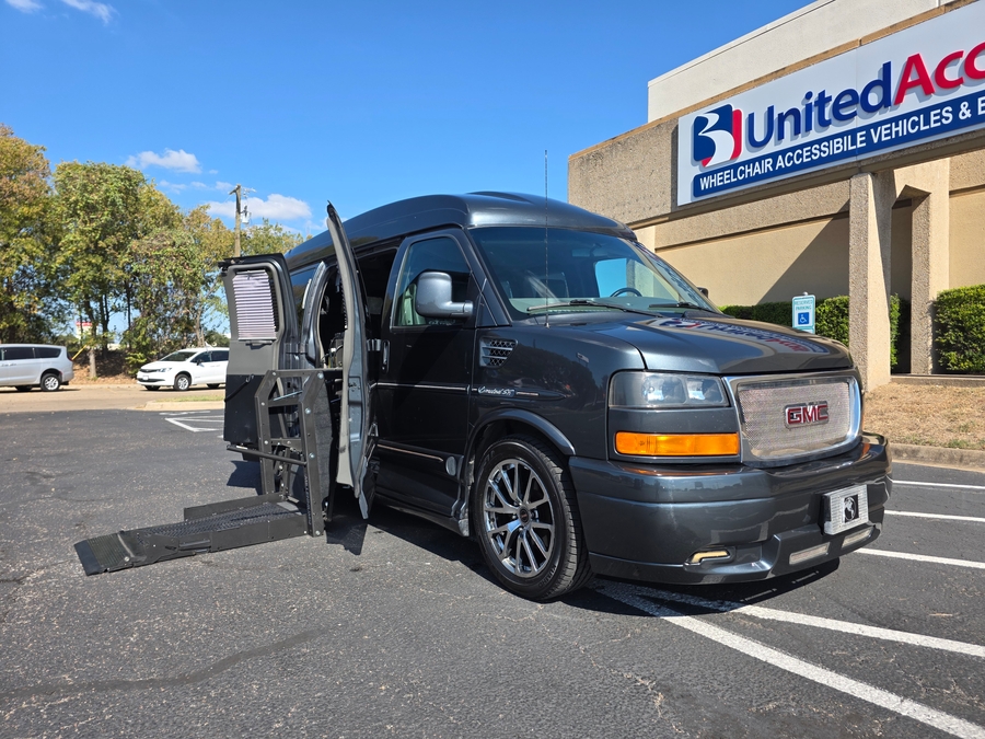Used 2014 GMC Savana Explorer Limited SE - BraunAbility  Entry  Ramp