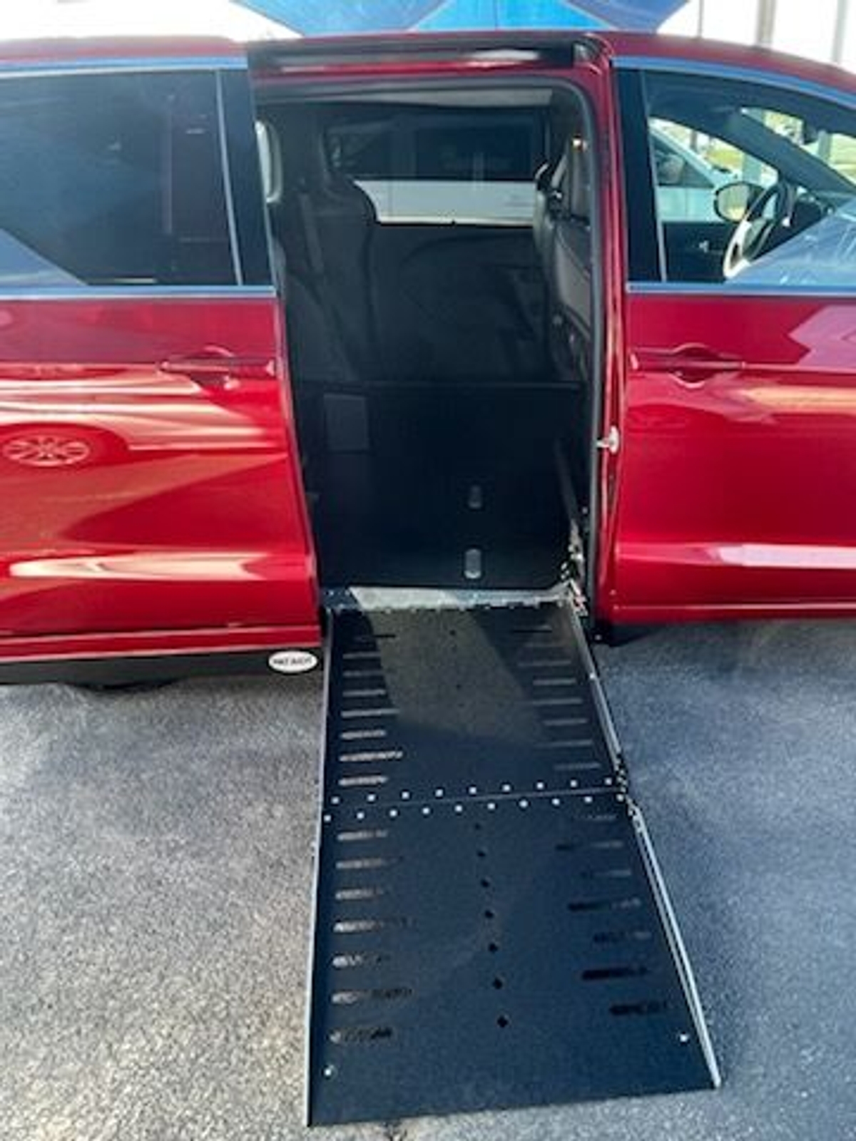 Red Chrysler Pacifica image number 8