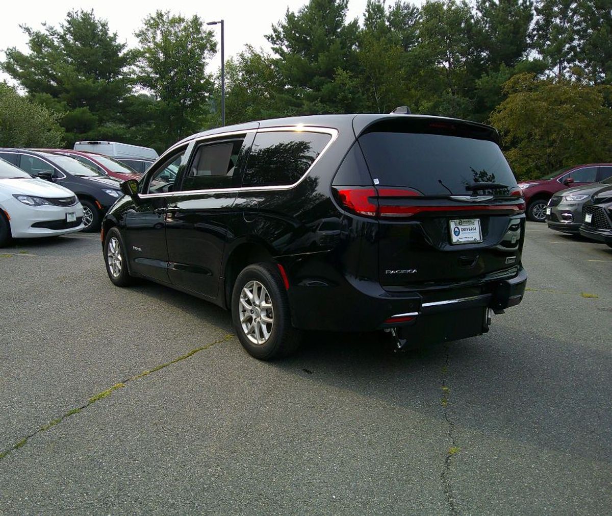 2024 CHRYSLER PACIFICA - Image 13