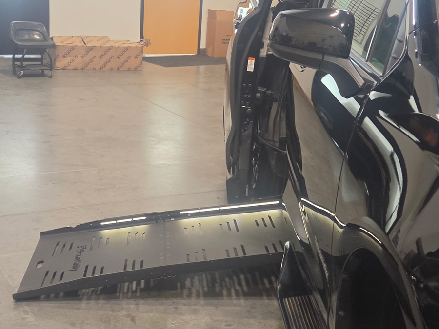Used 2024 Toyota Sienna Hybrid LE Base - BraunAbility Side Entry Fold Out Automatic Ramp