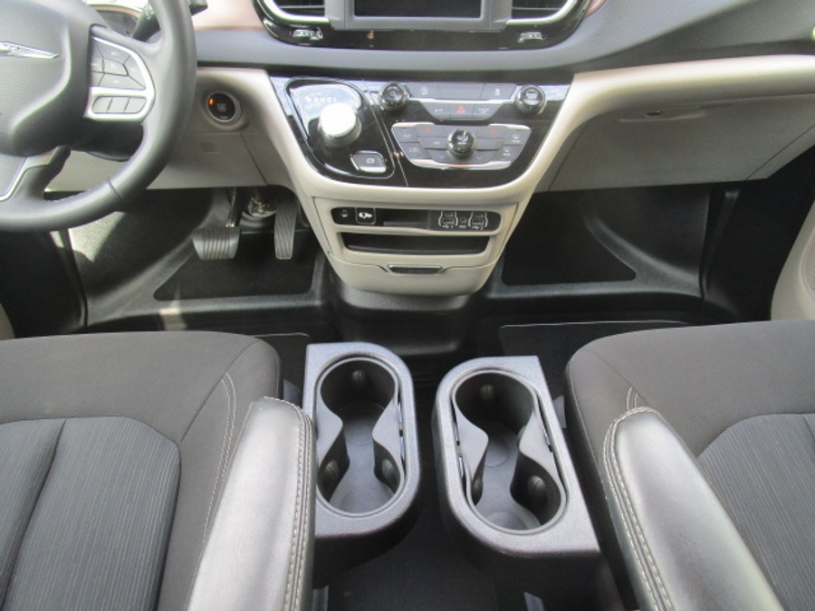 Used 2022 Chrysler Voyager LX - BraunAbility Side Entry Fold Out Automatic Ramp