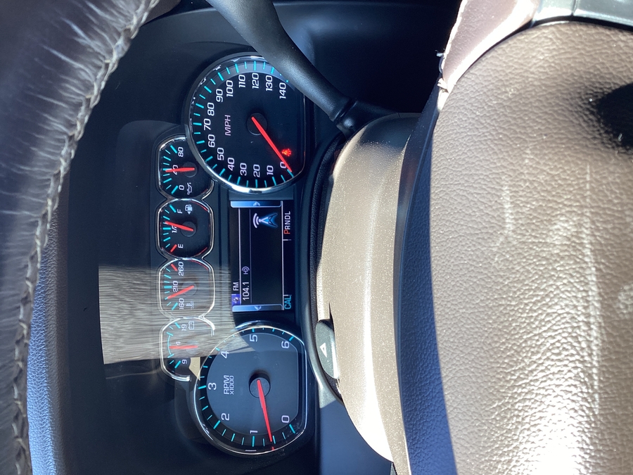  Chevrolet Tahoe image number 7