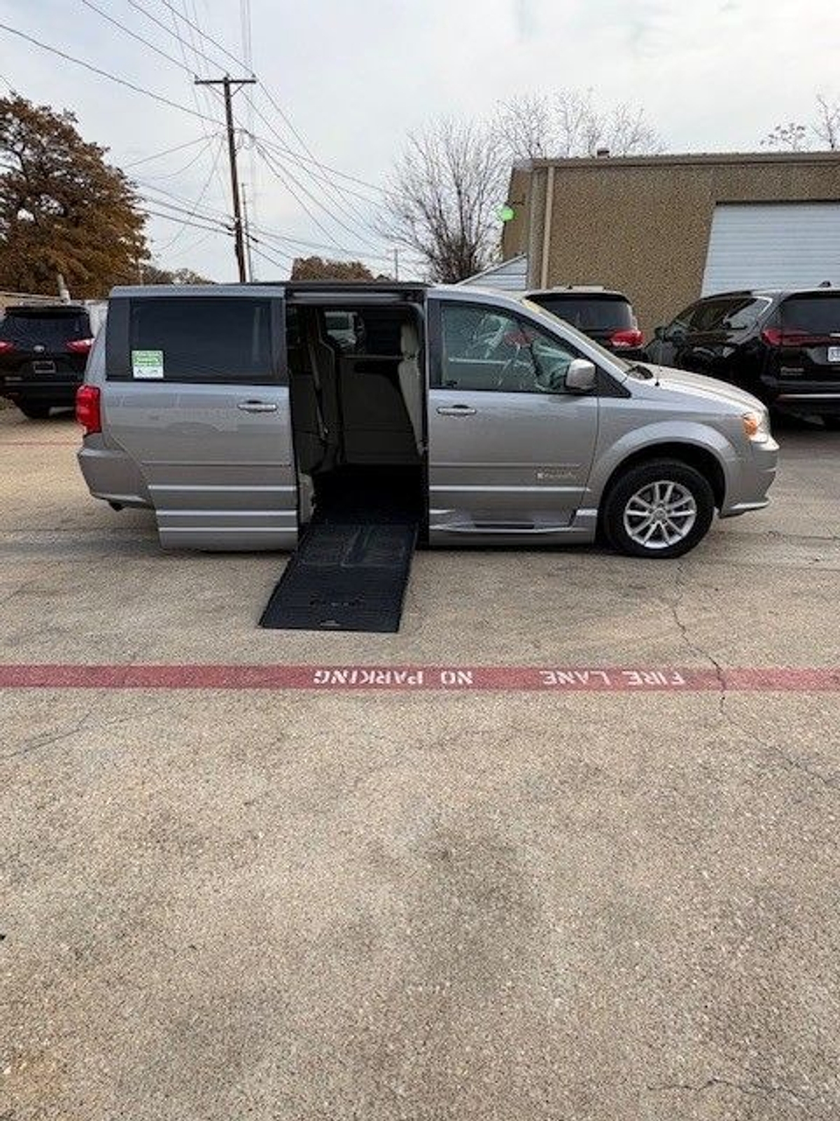 2014 DODGE GRAND CARAVAN - Image 10