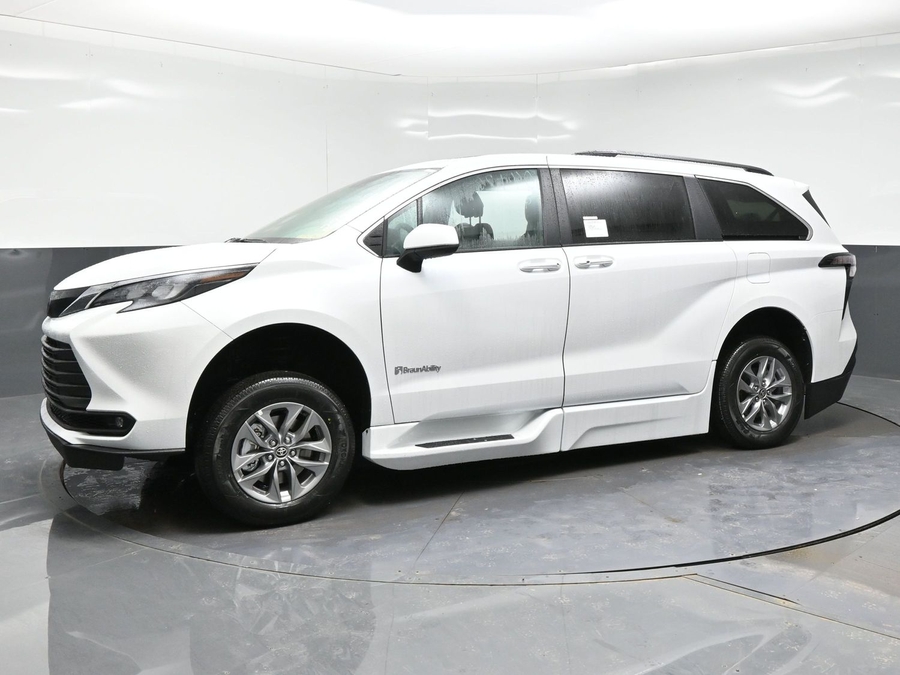White Toyota Sienna with Side Entry Automatic In Floor ramp