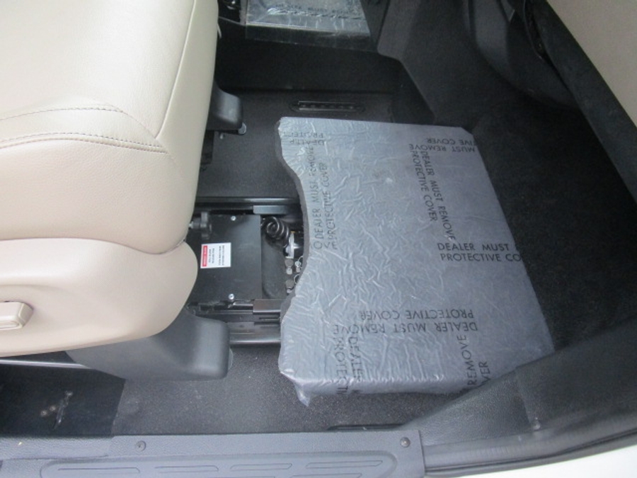 Used 2022 Honda Odyssey Touring - VMI Side Entry Entry In Floor Automatic Ramp