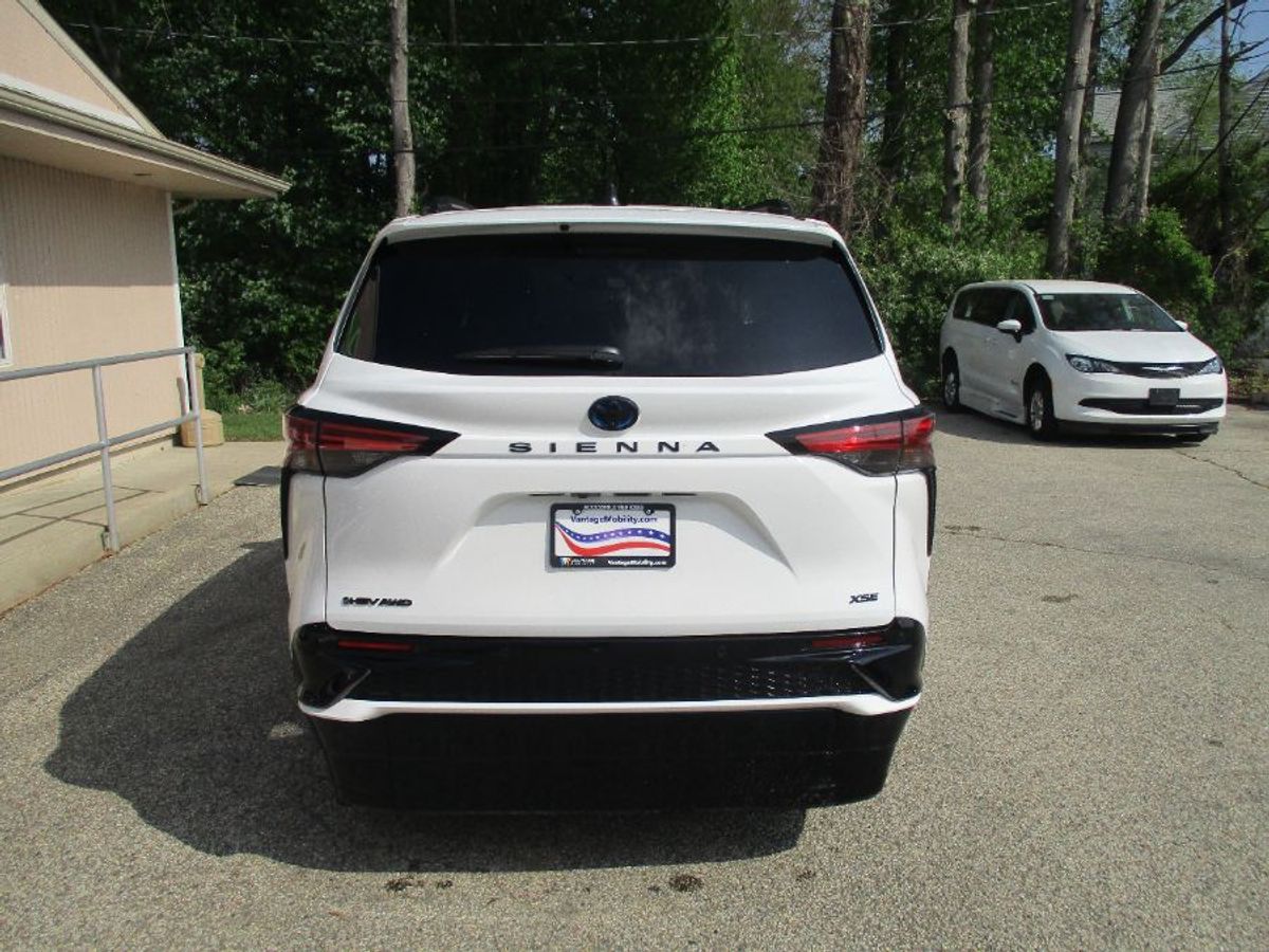 Blanco Toyota Sienna número de imagen 8