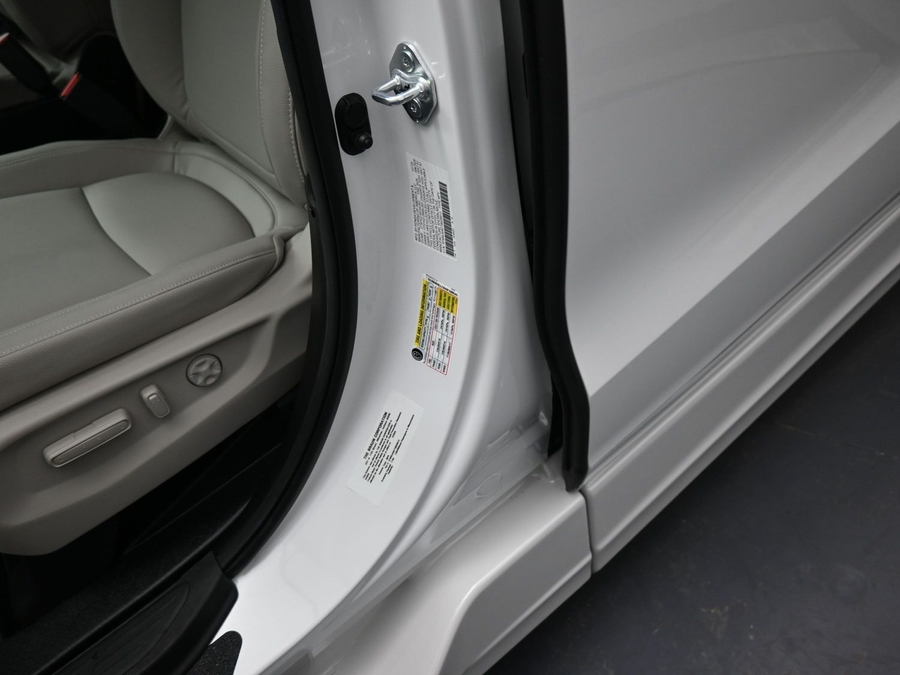 New 2026 Honda Odyssey EX-L - BraunAbility Side Entry Entry In Floor Automatic Ramp