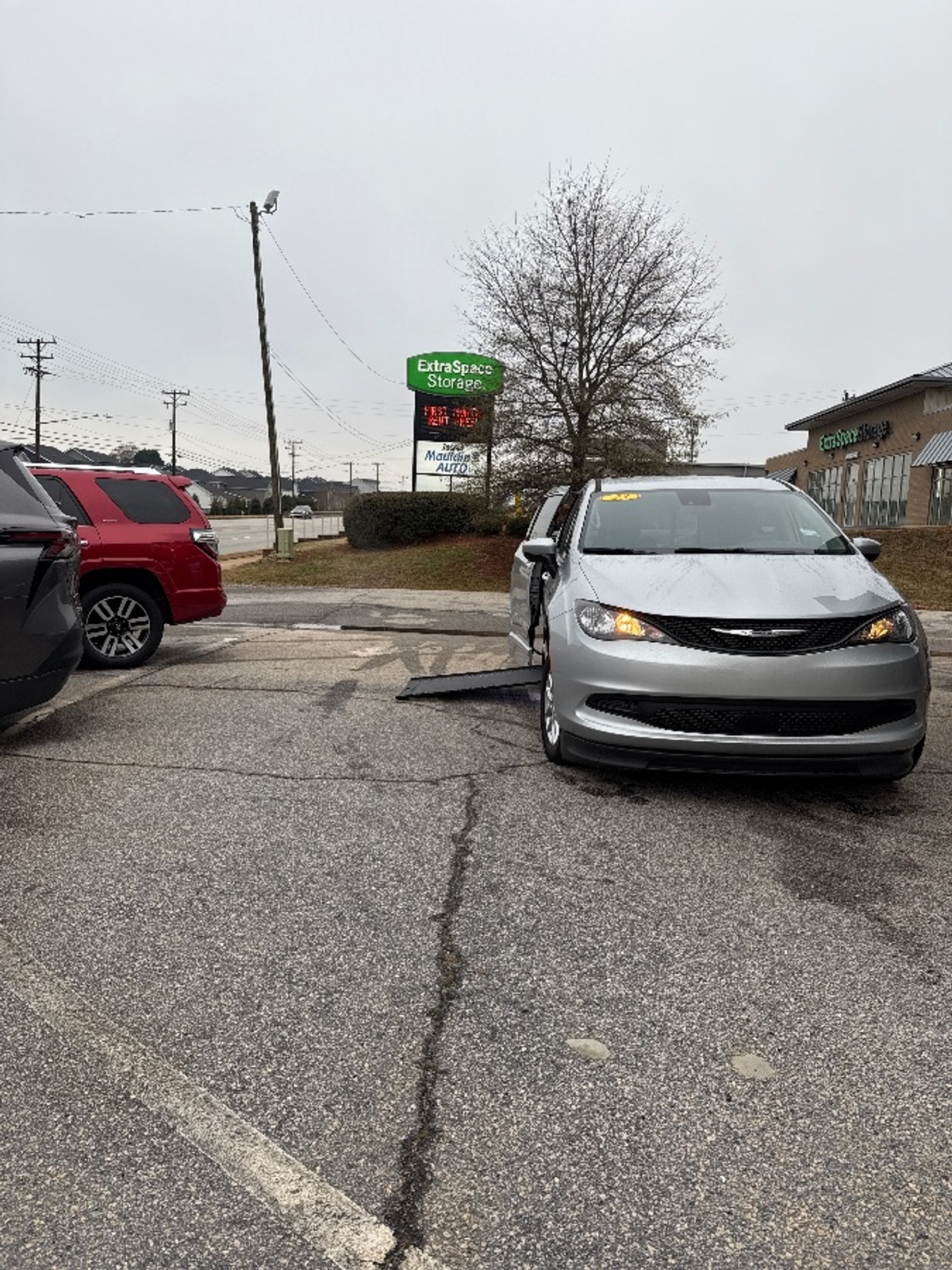 2023 CHRYSLER VOYAGER - Image 8
