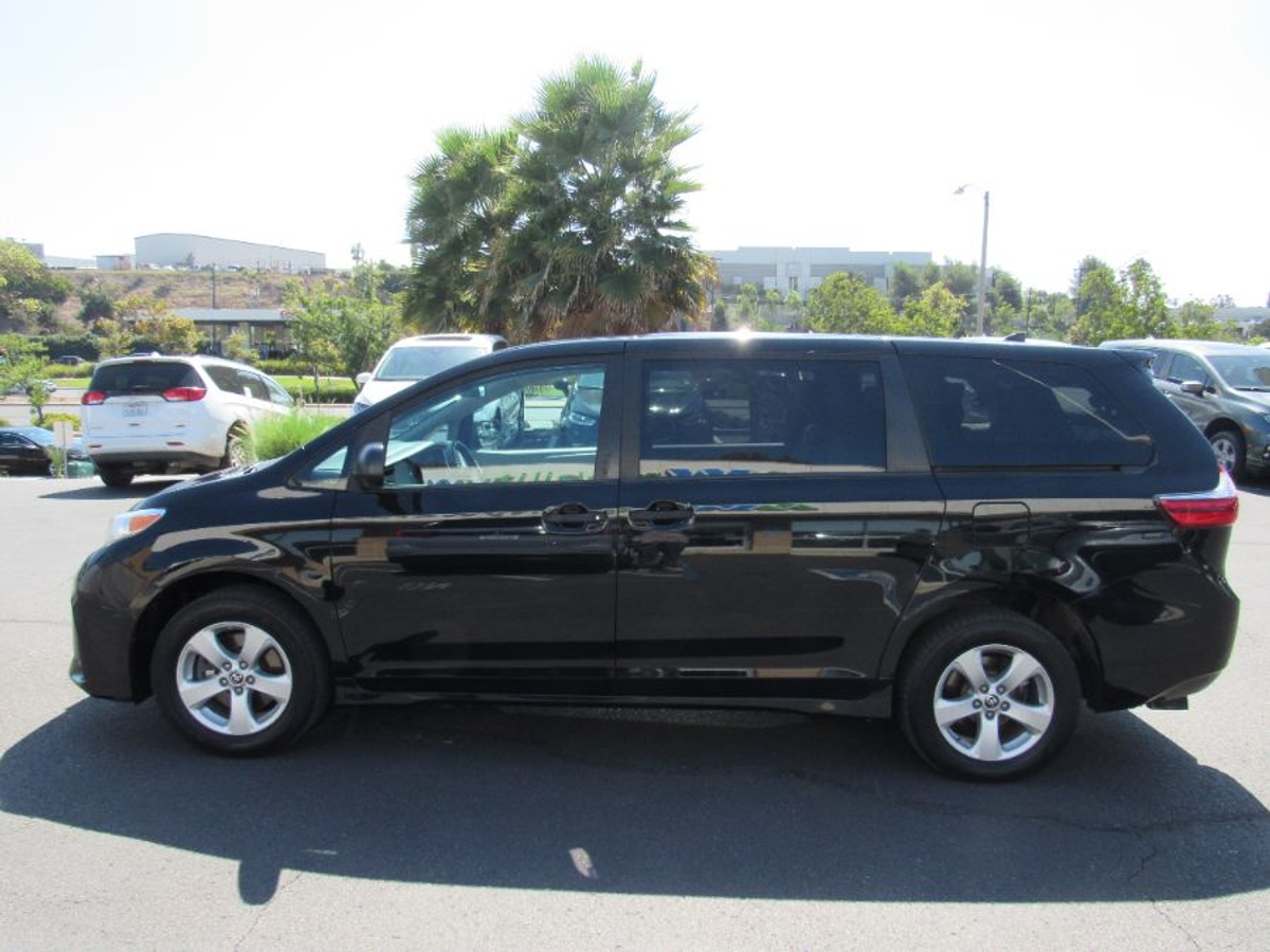 2020 TOYOTA SIENNA - Image 8