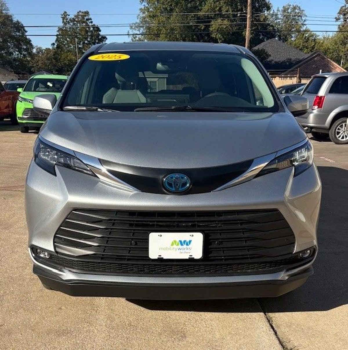 2025 TOYOTA SIENNA - Image 16