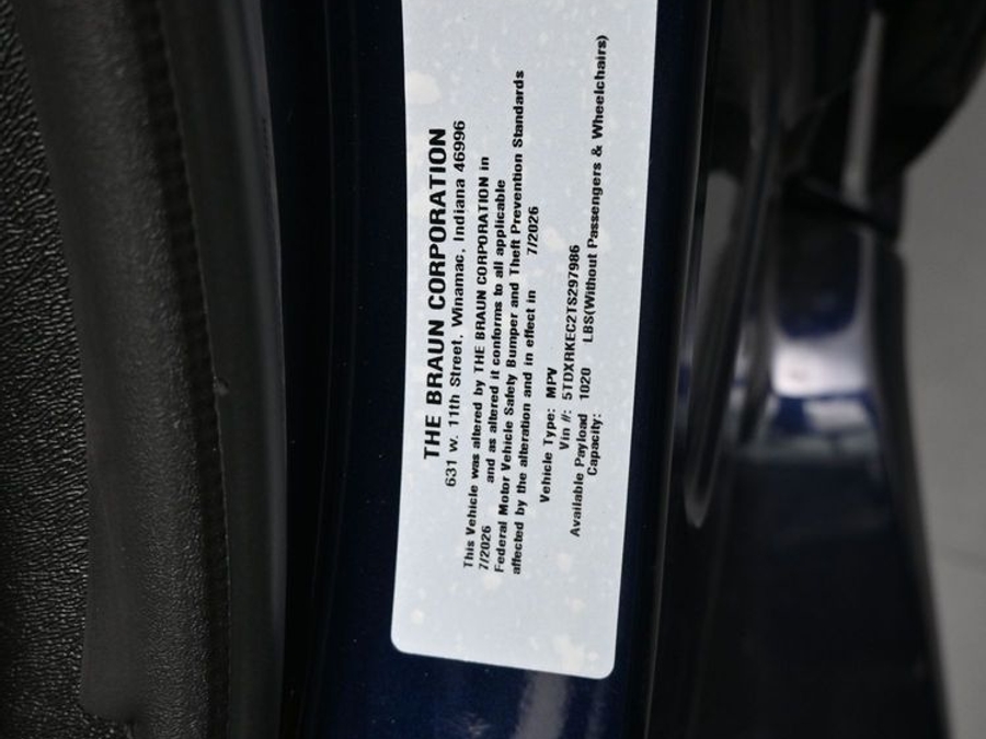 New 2026 Toyota Sienna Hybrid XSE Sport - BraunAbility Side Entry In Floor Automatic Ramp