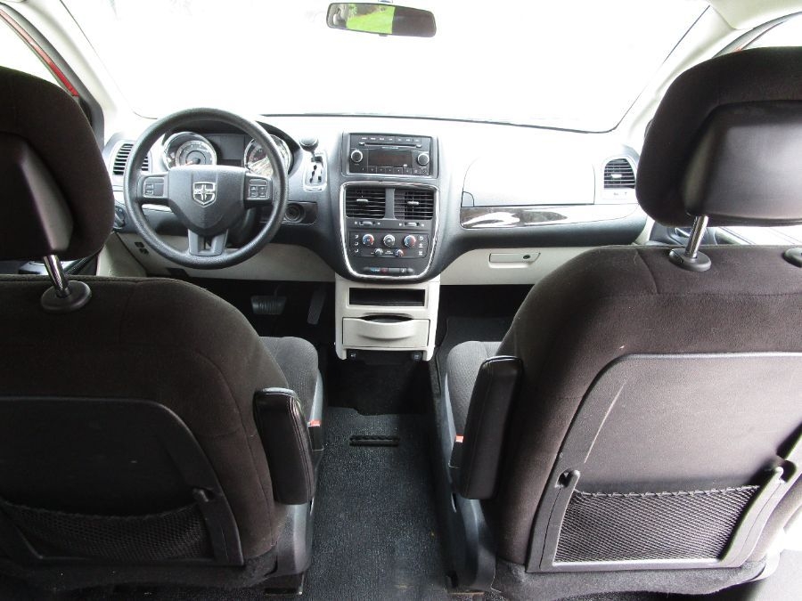 Red Dodge Grand Caravan image number 6