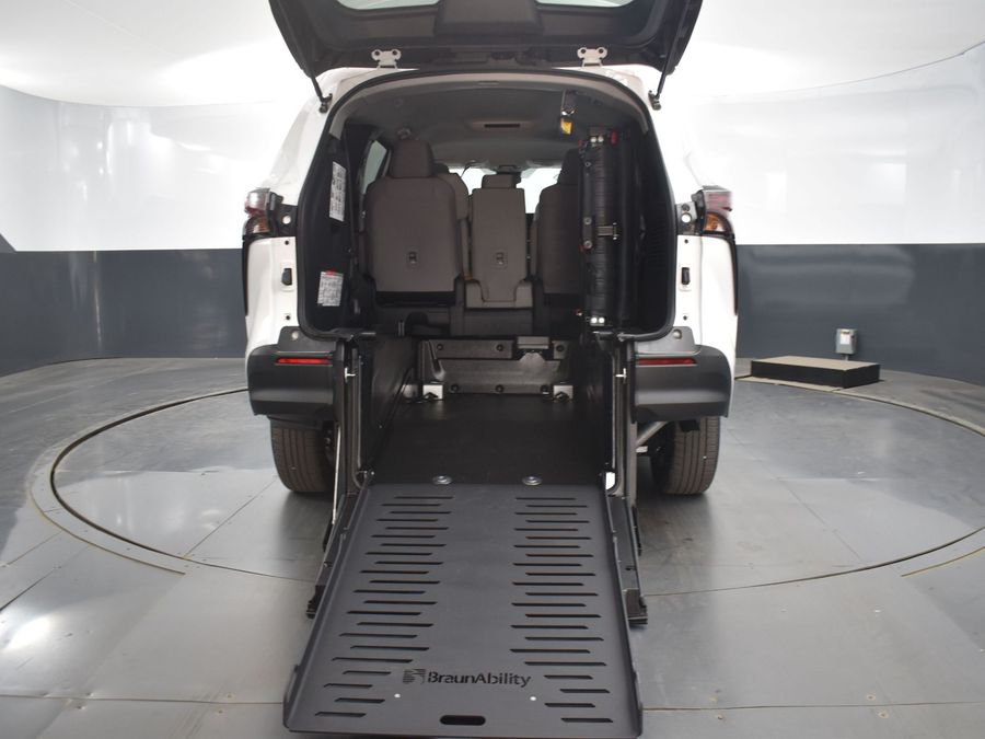 New 2025 Toyota Sienna Hybrid LE - BraunAbility Commercial Rear Entry Entry Fold Out Manual Ramp