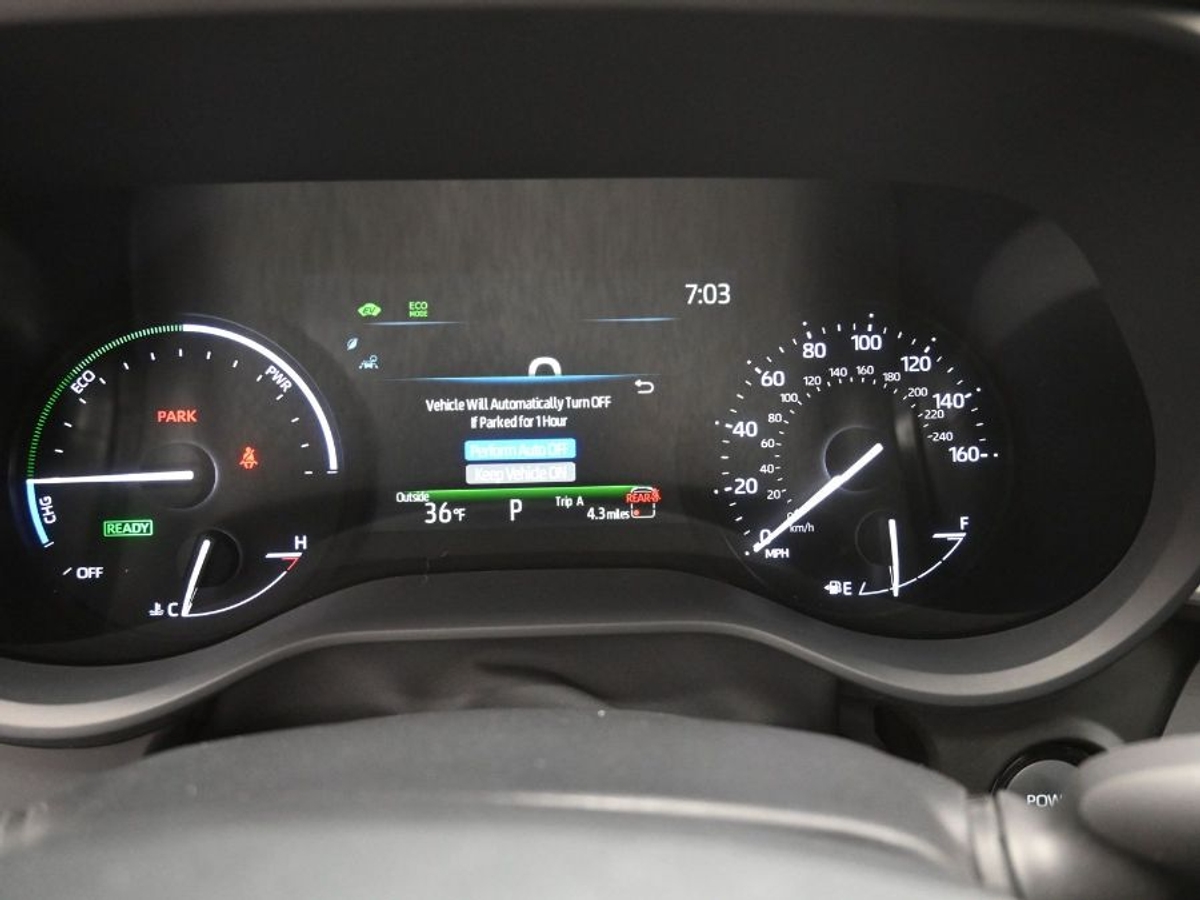 2025 TOYOTA SIENNA - Image 16