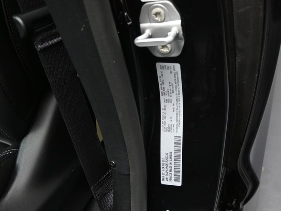 New 2026 Chrysler Pacifica Select Safety - BraunAbility Side Entry Fold Out Automatic Ramp