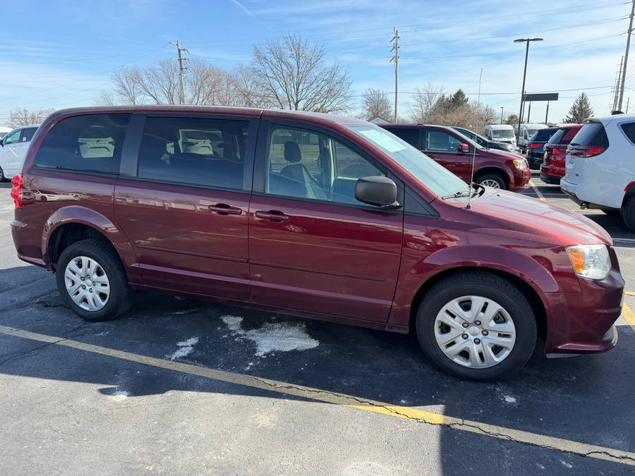 Used 2017 Dodge Grand Caravan SE - International Mobility Rear Entry Entry Fold Out Manual Ramp