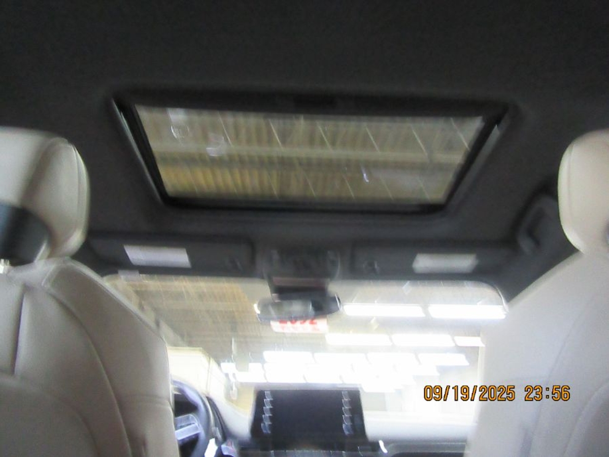 2024 TOYOTA SIENNA - Image 8