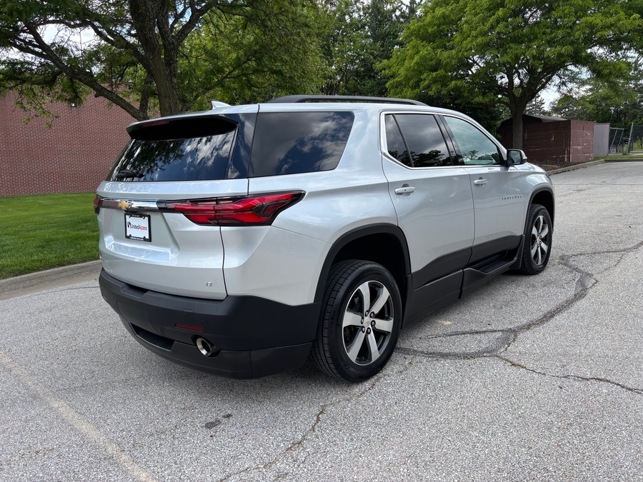Used 2022 Chevrolet Traverse 3LT - BraunAbility Side Entry Entry In Floor Automatic Ramp