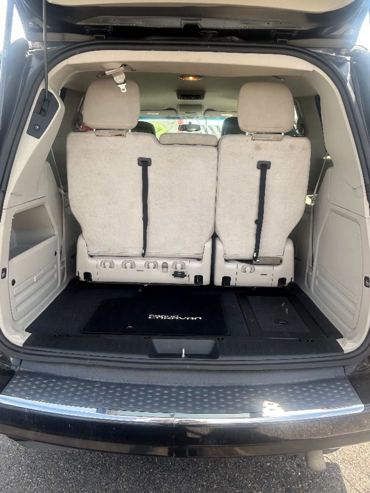 Black Dodge Grand Caravan image number 10