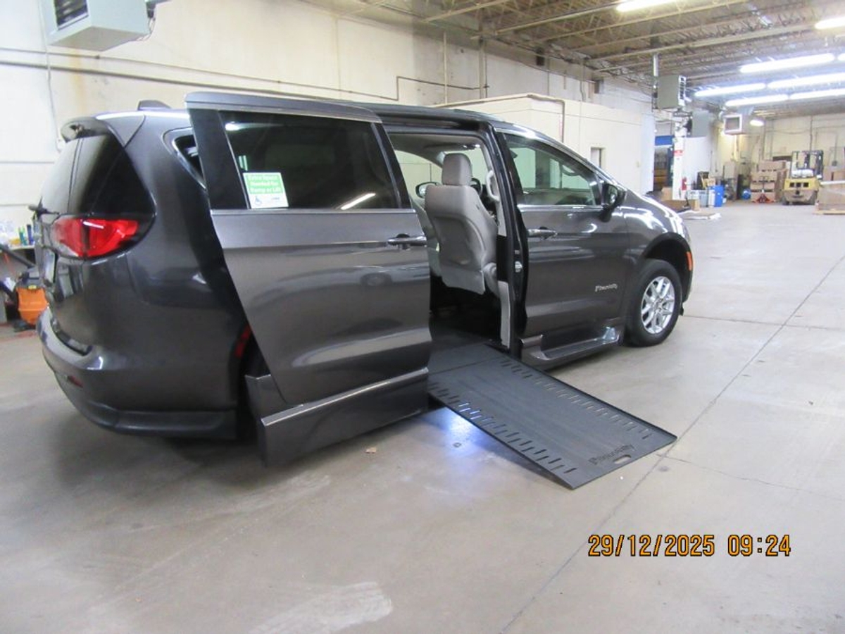 2021 CHRYSLER VOYAGER - Image 20