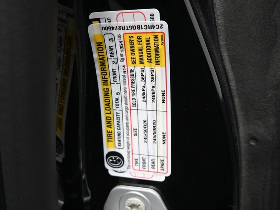 New 2026 Chrysler Pacifica Select Sport - BraunAbility Side Entry Fold Out Automatic Ramp