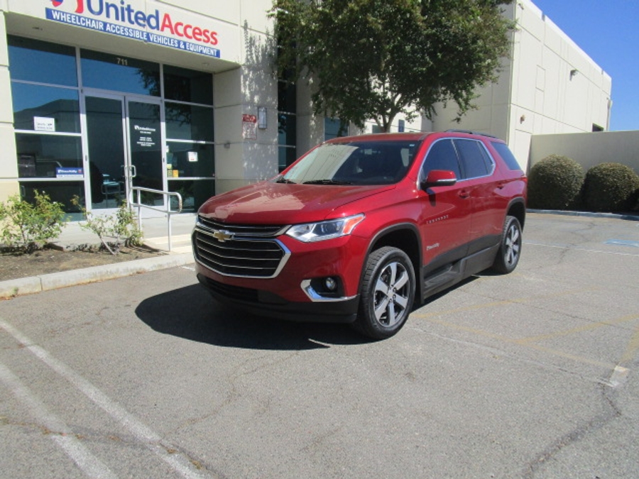 Used 2021 Chevrolet Traverse 3LT - BraunAbility Side Entry In Floor Automatic Ramp