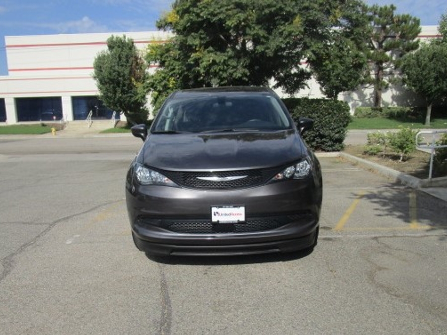 Used 2022 Chrysler Voyager LX - BraunAbility Side Entry Fold Out Automatic Ramp