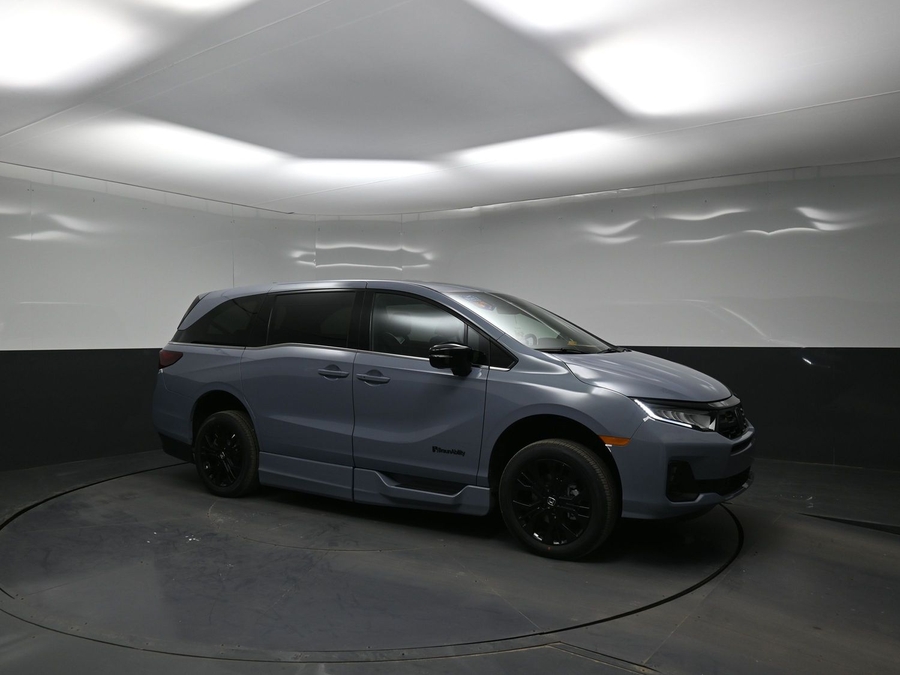 New 2026 Honda Odyssey Sport - BraunAbility Side Entry Entry In Floor Automatic Ramp