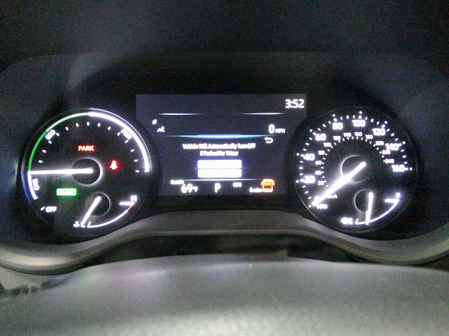 Black Toyota Sienna image number 18