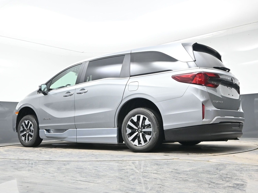 New 2026 Honda Odyssey EX-L - BraunAbility Side Entry Entry In Floor Automatic Ramp