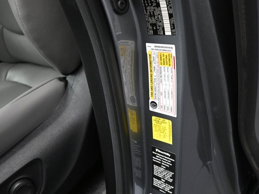 New 2026 Toyota Sienna Hybrid XLE Add - BraunAbility Side Entry In Floor Automatic Ramp