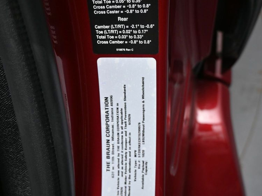 New 2026 Toyota Sienna Hybrid XSE Sport - BraunAbility Side Entry In Floor Automatic Ramp