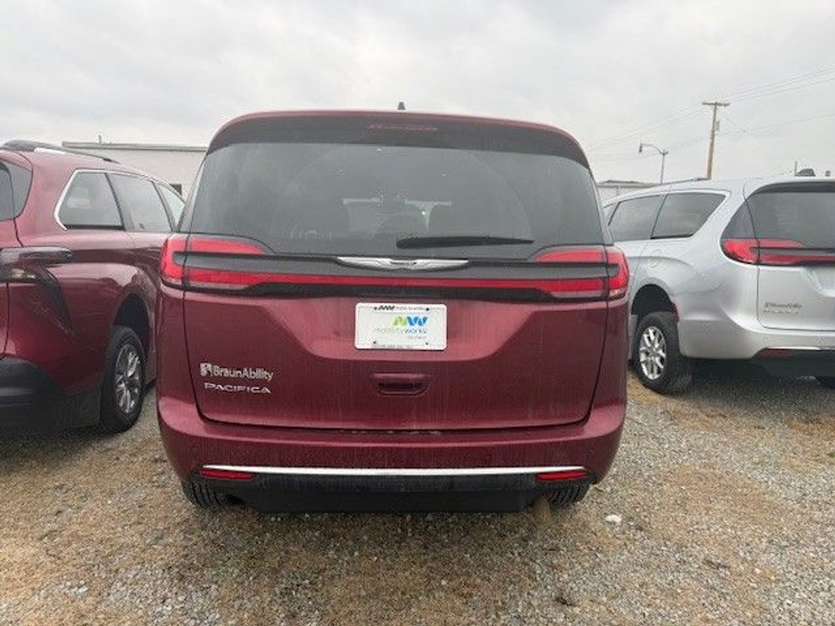 Red Chrysler Pacifica image number 6