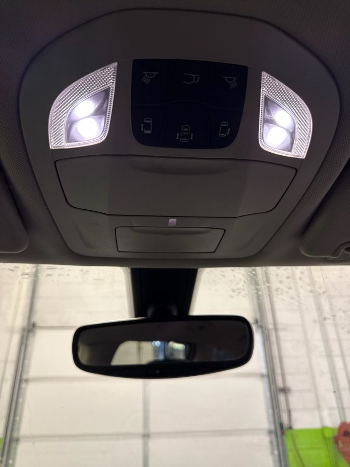 2020 CHRYSLER VOYAGER - Image 14