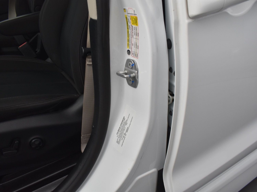 Used 2023 Chrysler Voyager LX - BraunAbility Side Entry Entry Fold Out Automatic Ramp