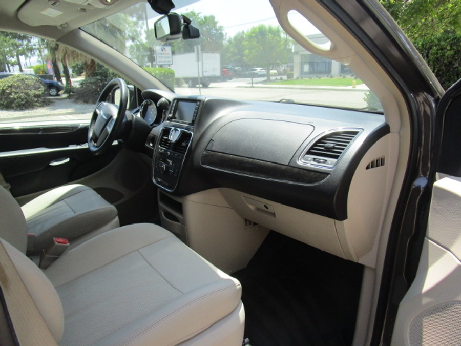 Used 2015 Chrysler Town and Country Touring-L - El Dorado Side Entry Entry Fold Out Automatic Ramp