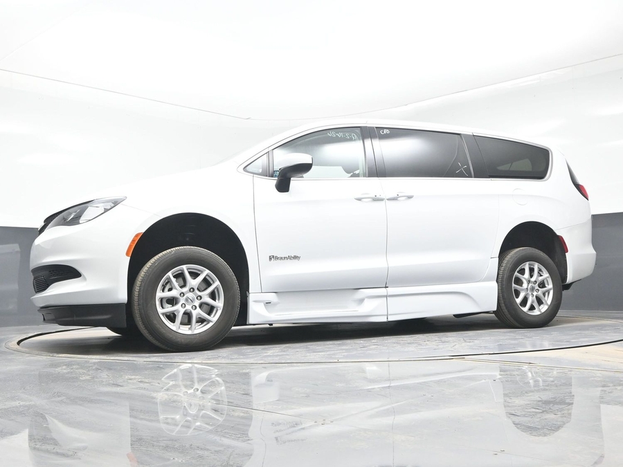 Used 2023 Chrysler Voyager LX - BraunAbility Side Entry Entry Fold Out Automatic Ramp