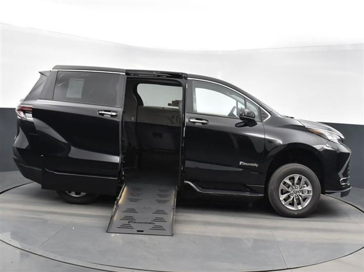 Black Toyota Sienna with Side Entry Automatic Fold Out ramp
