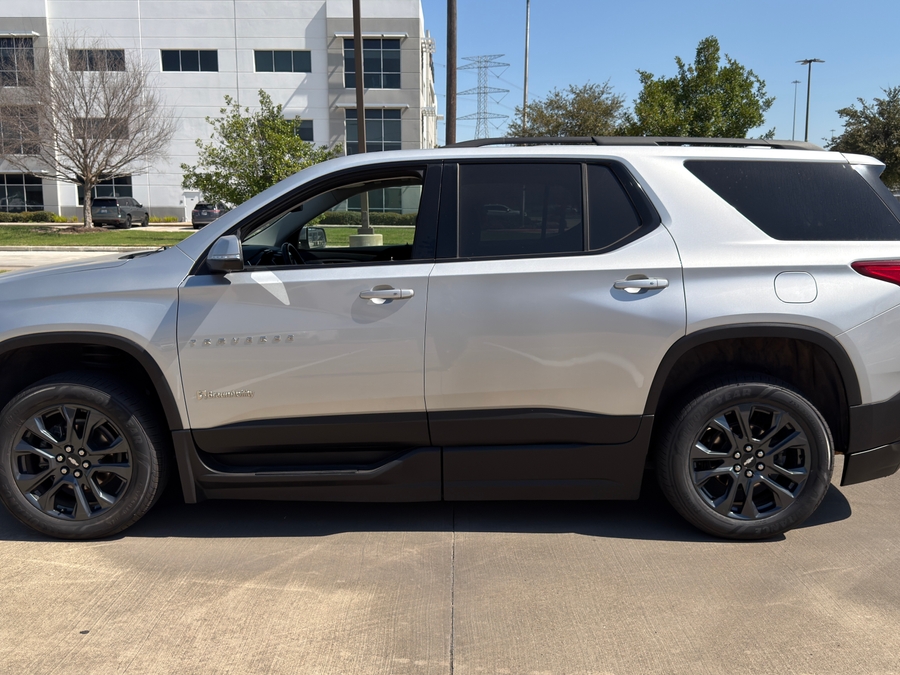 Used 2021 Chevrolet Traverse RS - BraunAbility Side Entry Entry In Floor Automatic Ramp