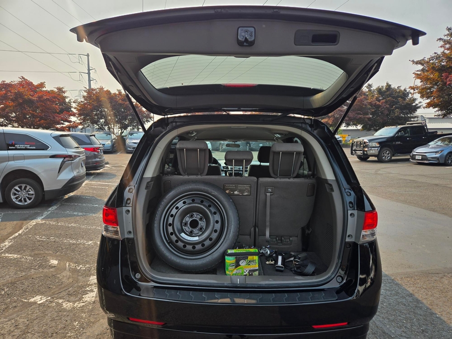 Used 2015 Honda Odyssey EX - BraunAbility Side Entry In Floor Automatic Ramp