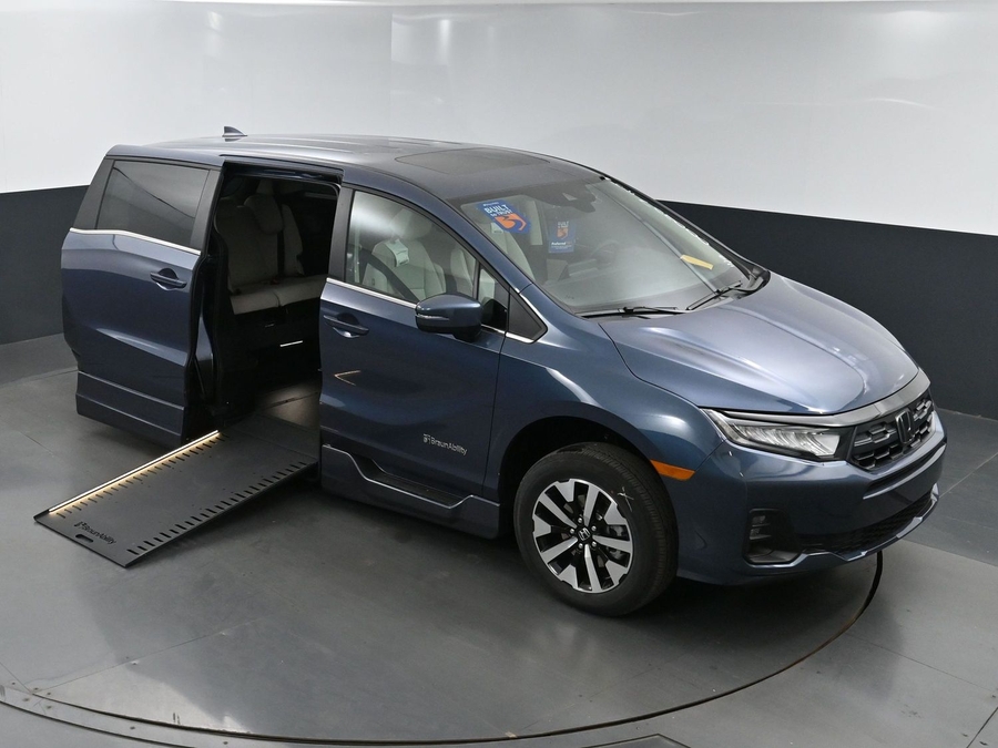 New 2026 Honda Odyssey EX-L - BraunAbility Side Entry Entry In Floor Automatic Ramp