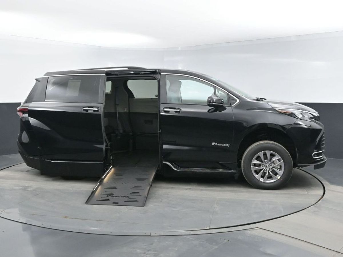 Black Toyota Sienna with Side Entry Automatic Fold Out ramp