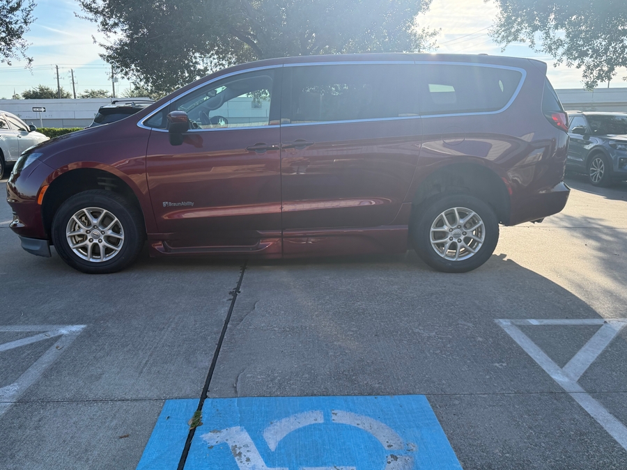 Used 2023 Chrysler Voyager LX - BraunAbility Side Entry Fold Out Automatic Ramp