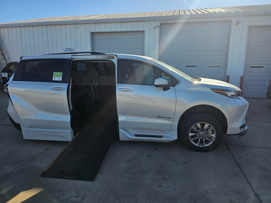 White Toyota Sienna with Side Entry Automatic In Floor ramp